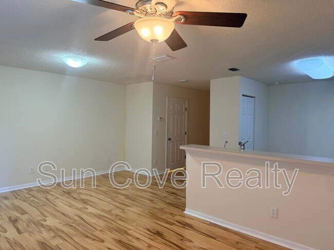 Photo - 4215 Winding River Way