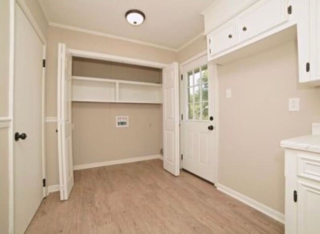Photo - Move In Ready with Fenced Yard!
