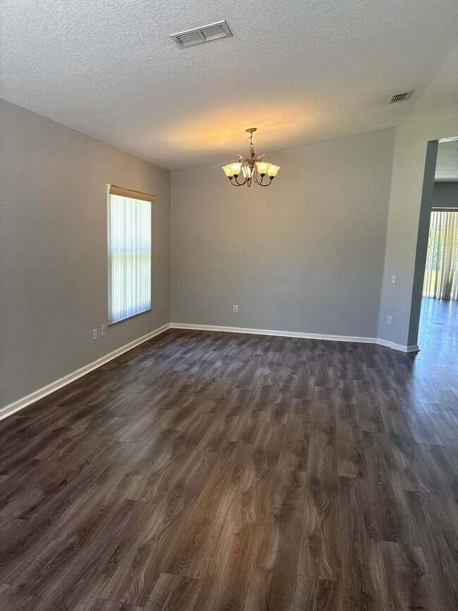 Photo - Spacious 4 Bedroom Home in Kissimmee, FL!
