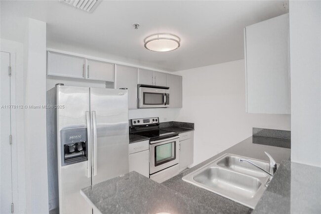 Photo - 1861 NW S River Dr Unit 1209