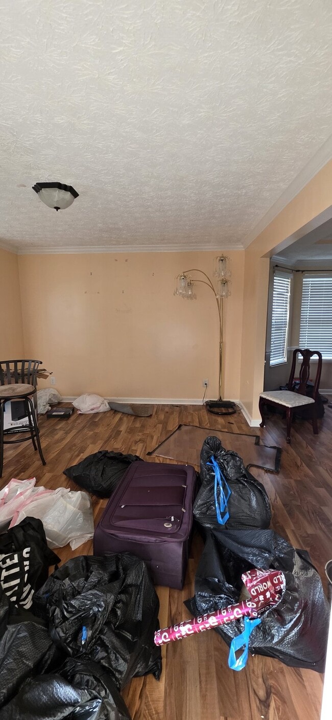 Photo - 2545 Hillsdale Dr