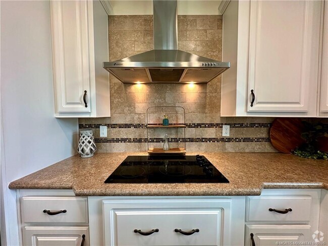 Building Photo - 91 NE Ocean Breeze Dr Rental