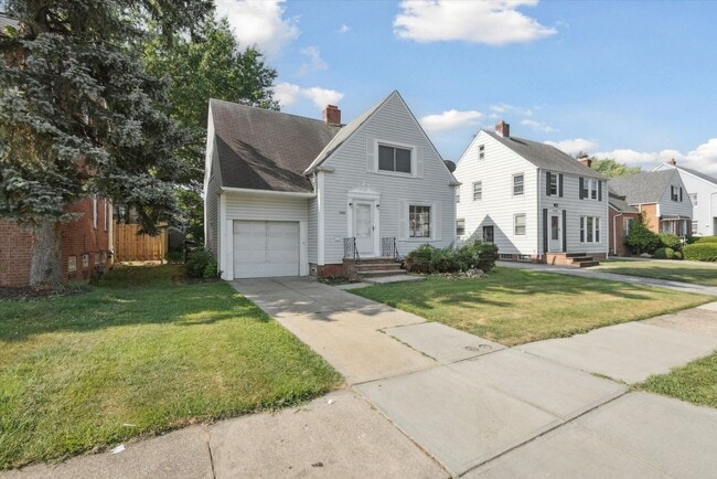 Building Photo - 3902 E Antisdale Rd Rental