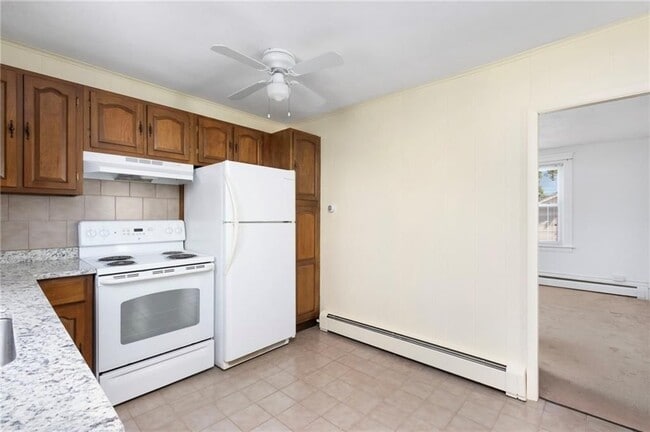 Photo - 246 George Waterman Rd Unit 2