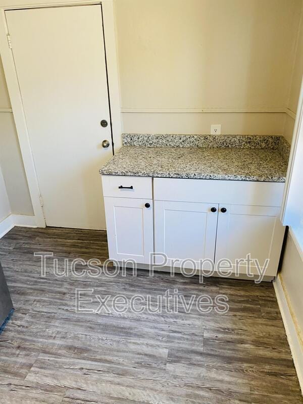 Photo - 2632 N Stone Ave