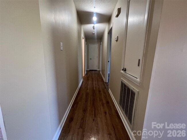 Photo - 1369 Little Rd