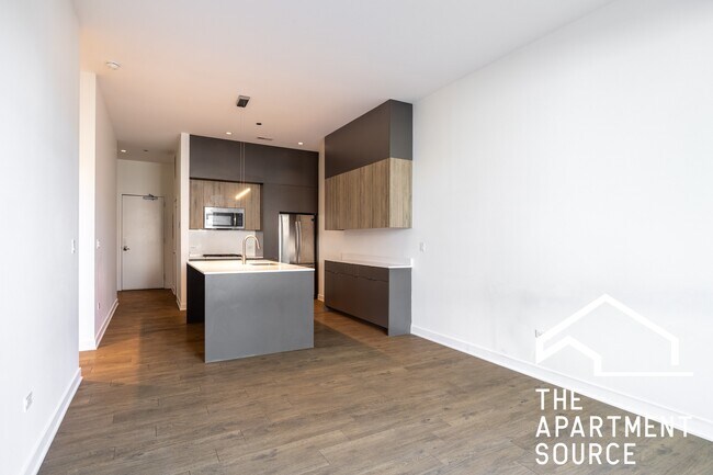 Photo - 3462 N Lincoln Ave Unidad 202