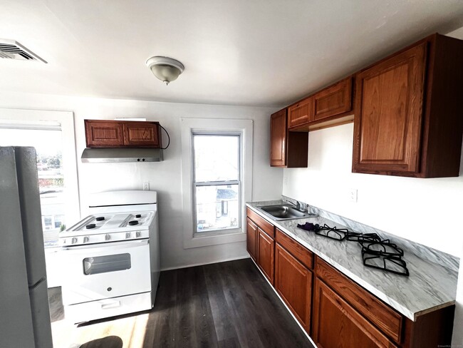 Photo - 83 Seeley St Unidad 3