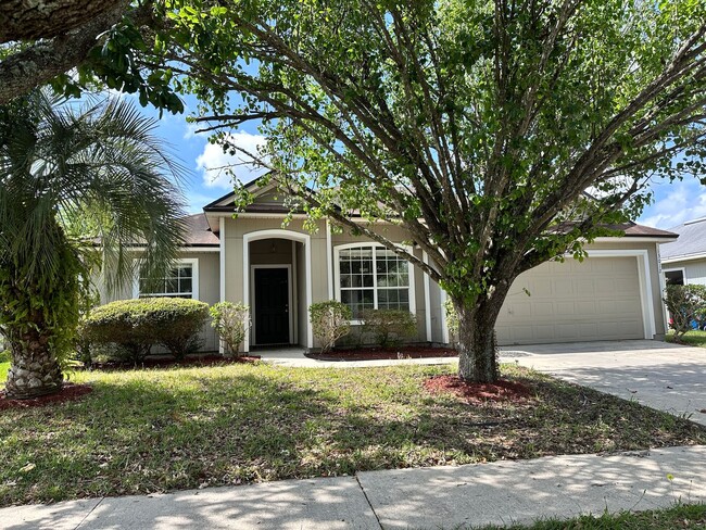 Three Bedroom in Greenfield Lakes - Three Bedroom in Greenfield Lakes House