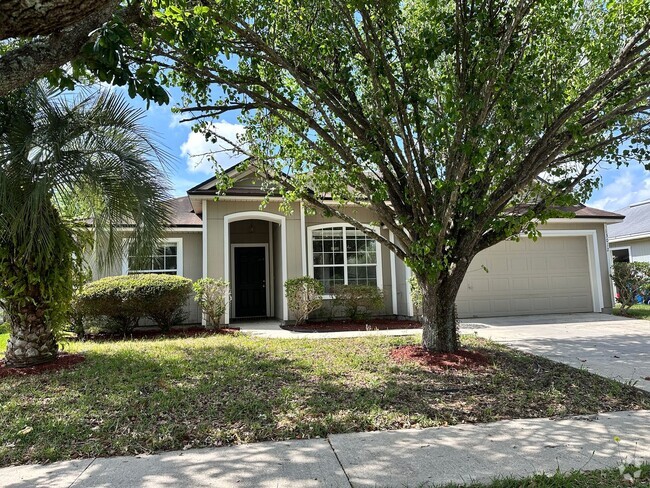Building Photo - Three Bedroom in Greenfield Lakes Rental