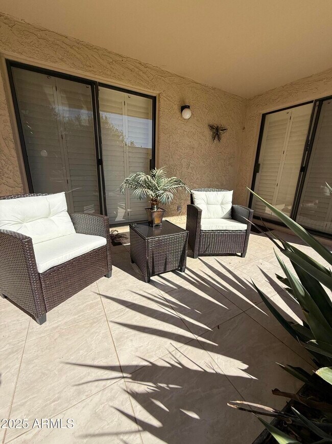 Building Photo - 8649 E Royal Palm Rd Unit 104