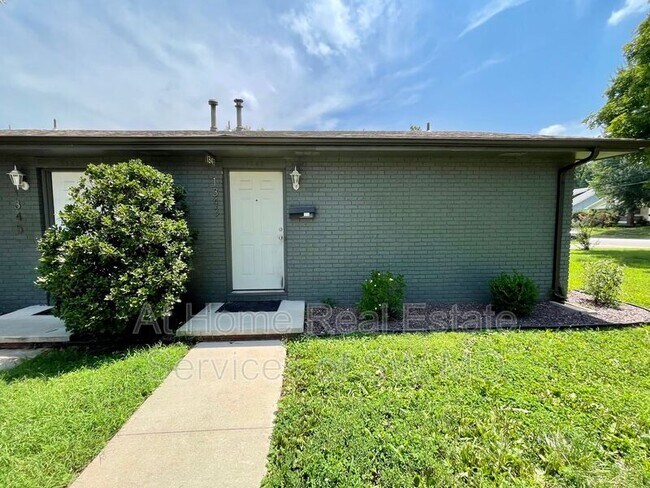 Photo - 1343 E Elm St Rental