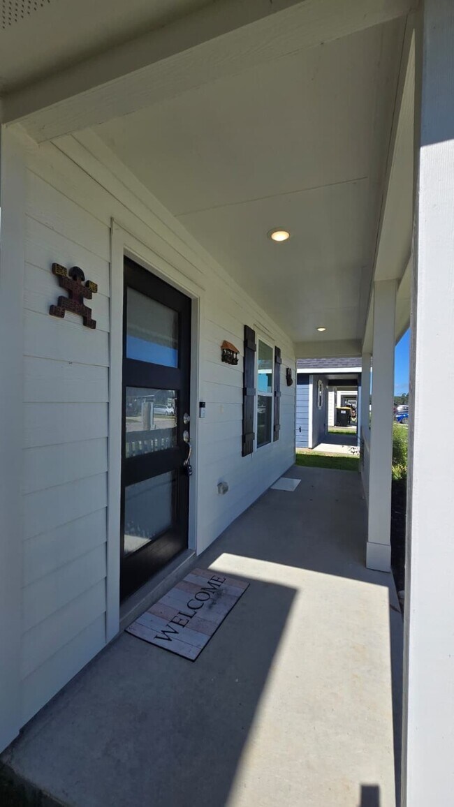 Photo - 16810 N Marie Vlg Dr