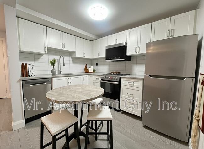 Photo - 53 Dawes Rd Unité B2