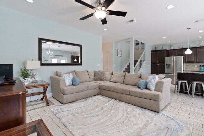 94 Dolphin St Unit SI ID1285918P