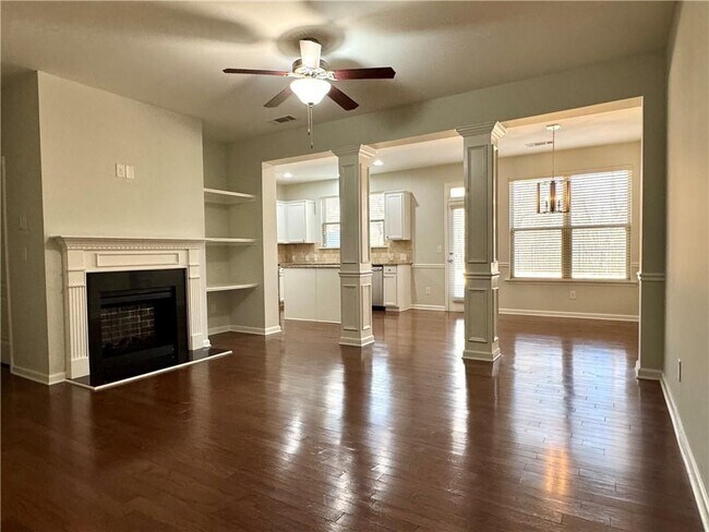 Photo - 3562 Brockenhurst Dr