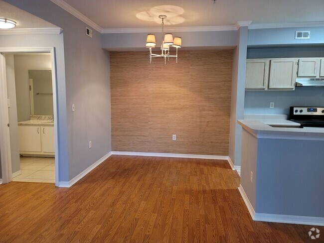 Building Photo - Nice Condo at The Pinnacle in Carrollwood!... Unit 306