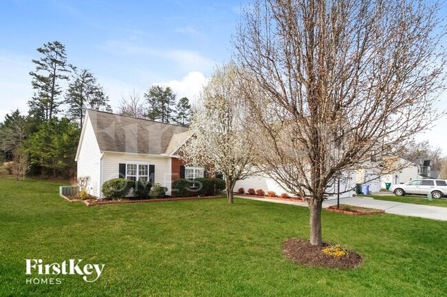 Photo - 4596 River Gate Dr