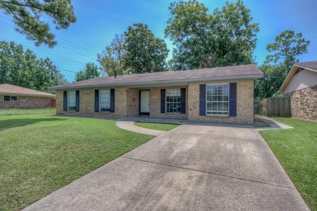 Photo - 1312 Fox St