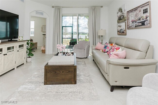 Photo - 5555 Double Eagle Cir Unidad 3918