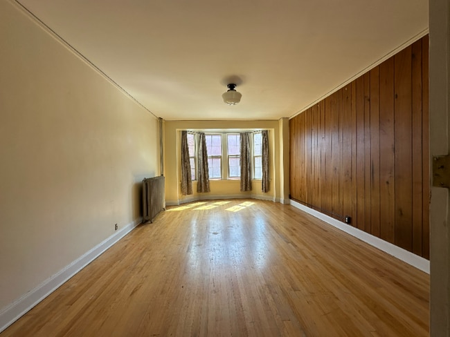 Building Photo - 440 N Park Ave Rental