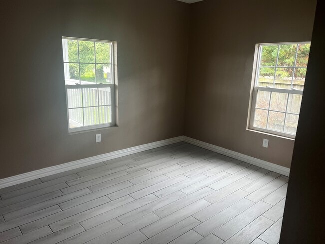 Photo - 7261 Terrell St