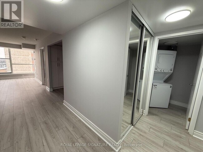 Photo - 2 Neptune Dr Unit 605