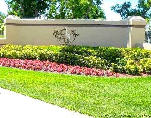 Building Photo - 601 Cypress Lake Blvd Unit A14