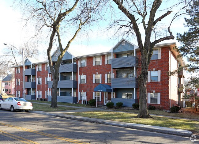 Photo - Cambridge Apartments
