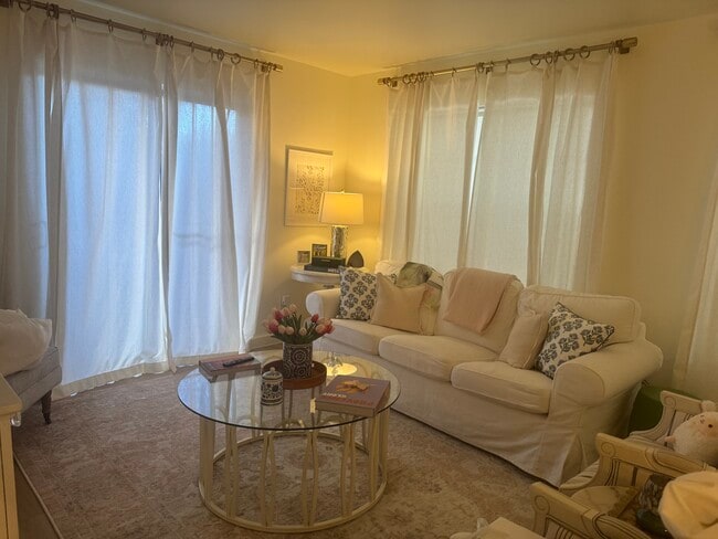 Photo - 4219 Avondale Ave Unit 116