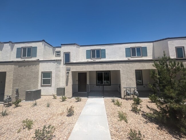 Building Photo - 3509 Golden Chariot Ave