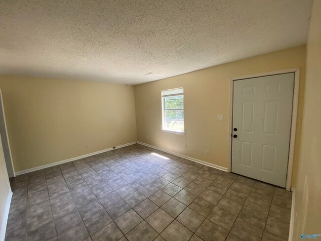 Photo - 4008 Penny St SW