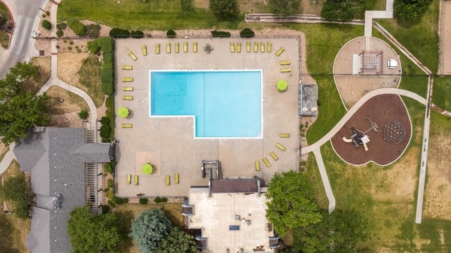 Wentworth Apartments