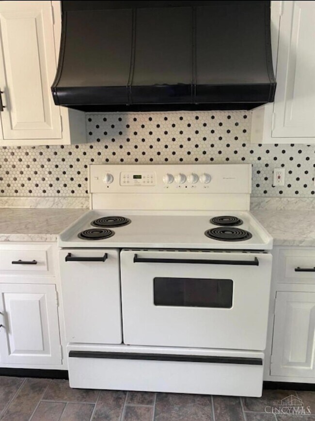 1294 Norman Ave House House Rental in Cincinnati, OH