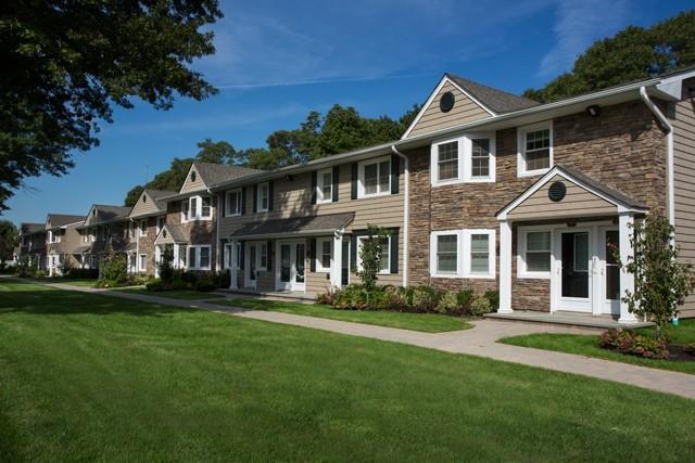 Photo - 301 Tudor Ln Unit 301