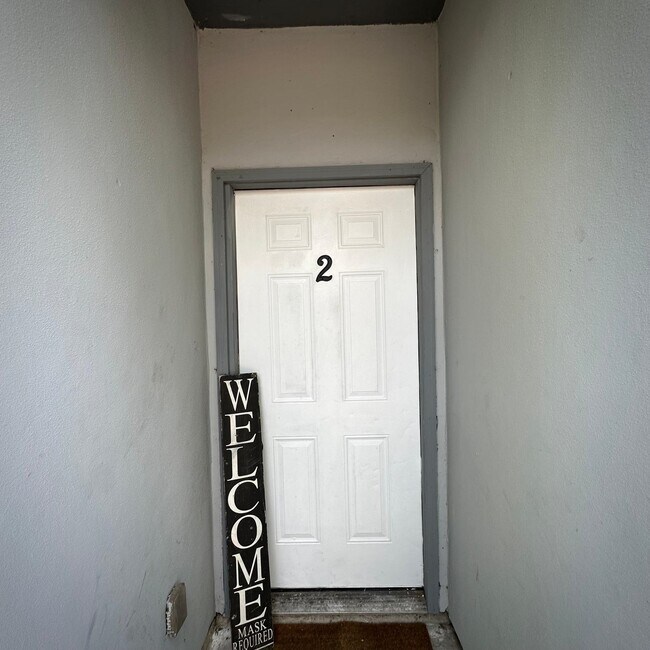 Photo - 2005 Cross St Unit 2