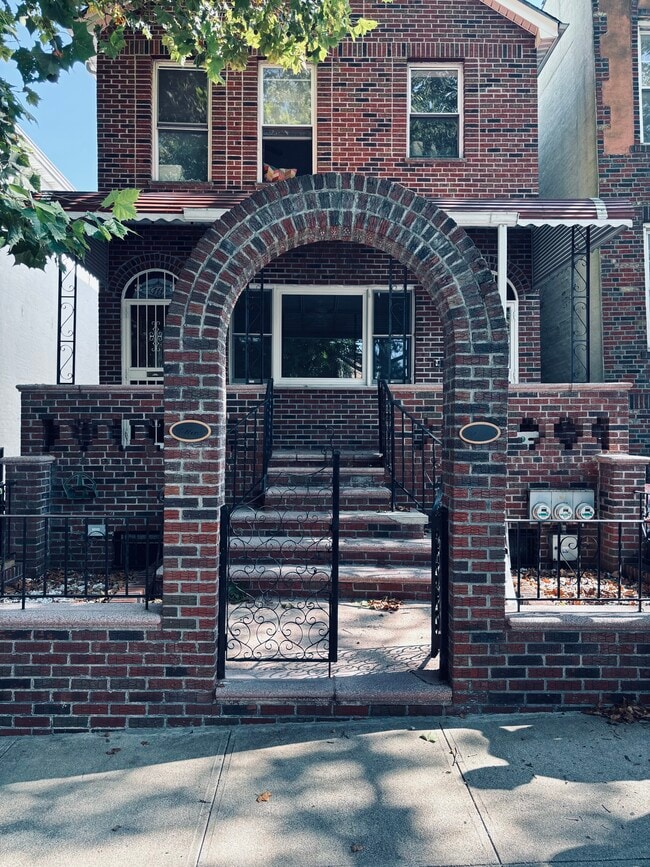 Building Photo - 114 Terrace Pl Unit 1