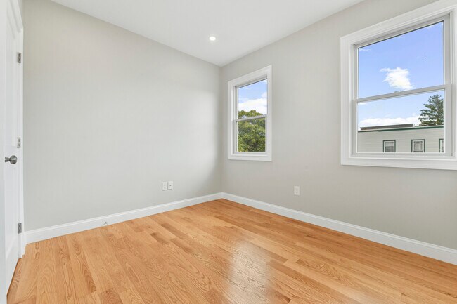 Photo - 397 Chelsea St Unit 6