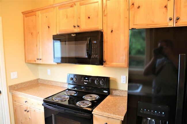 Photo - New Home! 5 Bedroom, Bonus Room, 6 Bathrooms