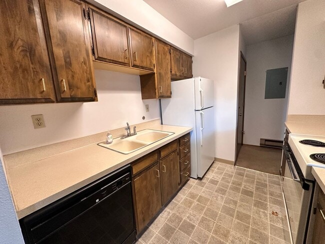 Photo - Olympic Vue Apartments Unit 1013  3