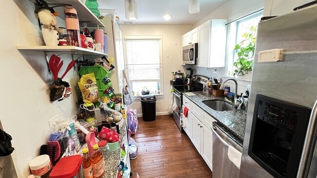 Building Photo - 3 Mill St Ct Unit 2