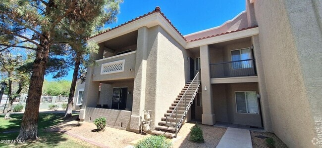 Building Photo - 2929 W Yorkshire Dr Unit 2108 Rental