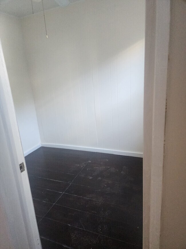 Photo - 45 Linden St Unit 2nd Fl