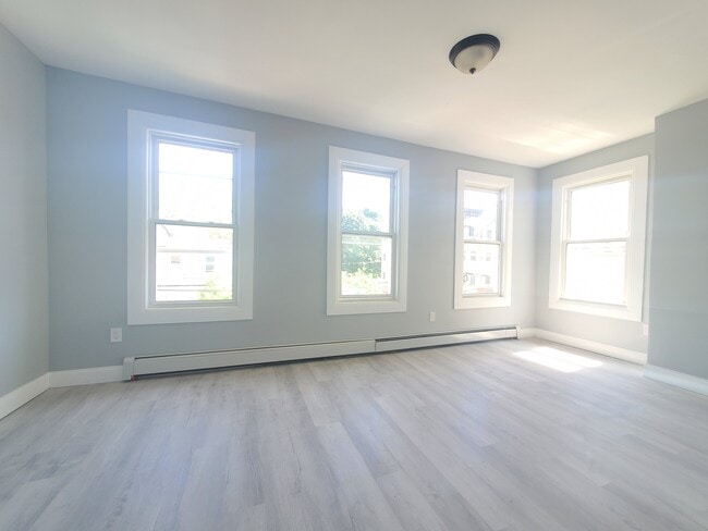 Photo - 87 Dwight St Unit 2