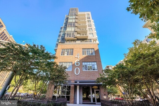 Building Photo - 460 New York Ave NW Unit 405