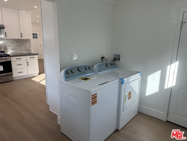 Photo - 1862 W 25th St