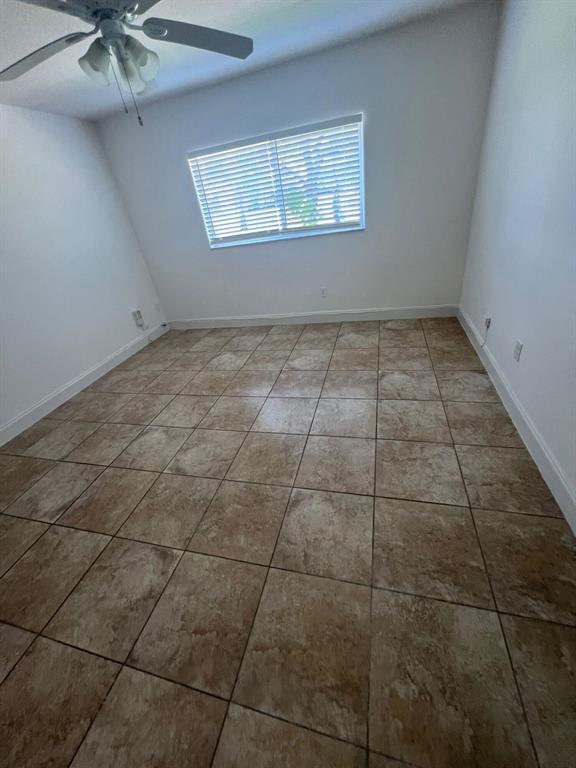 Photo - 3650 N 56th Ave Unit Lakewood At Emerald Hills