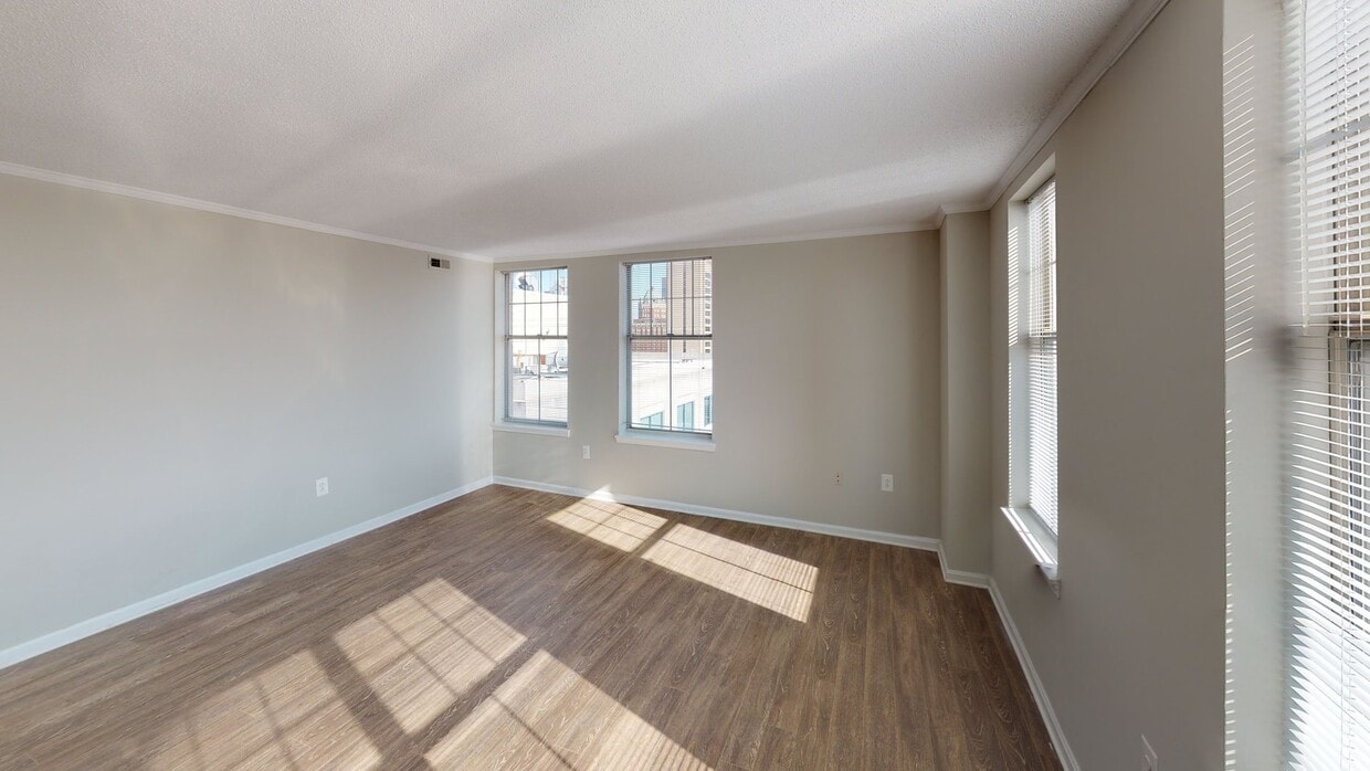 Photo - The Redwood Apartments