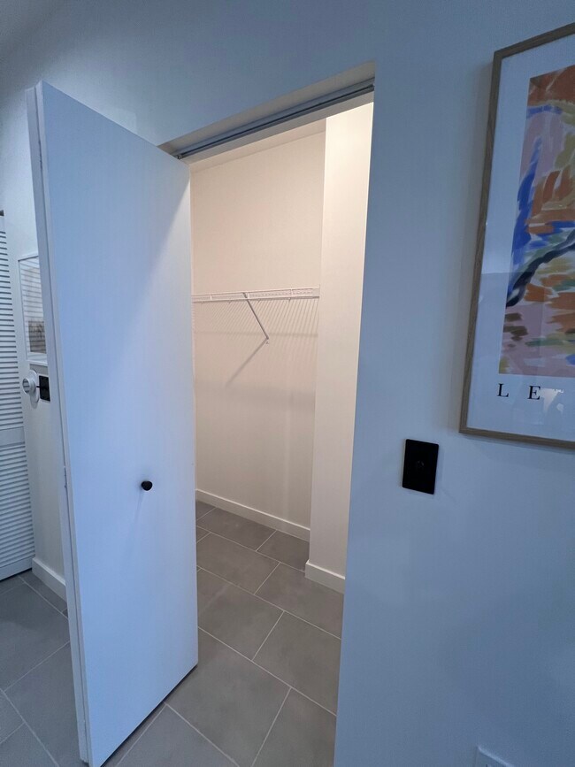 113 NW 24th St Unit S2