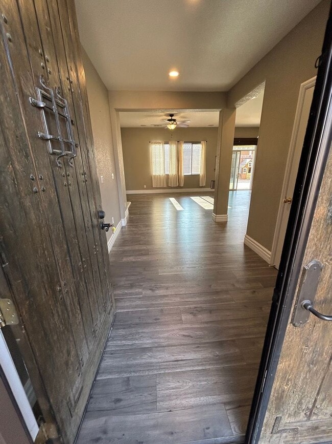 Photo - 3 Bedroom 2 bathroom with a bonus room and Solar in NW Visalia!